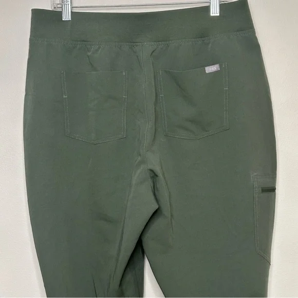 Figs Technical Collection Scrub Joggers - Picture 4 of 7